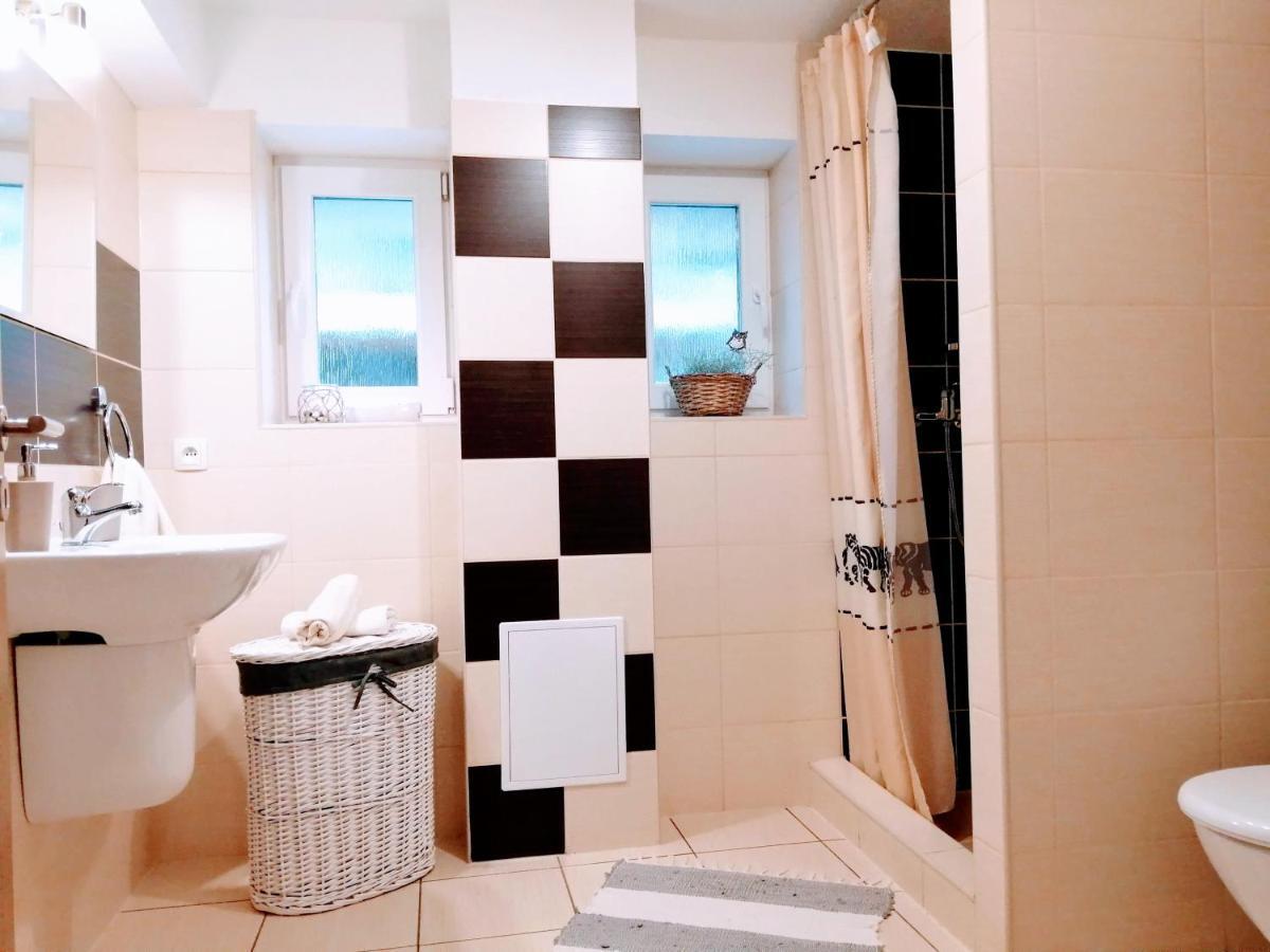 Apartman Paula -Dovolenka Pri Aquaparku Liptovsky Mikulas Bagian luar foto